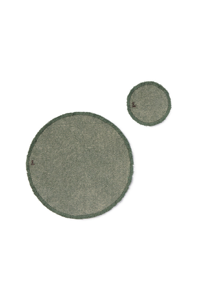 Jogo americano 40x40 cm e Porta copos 15 x 15 cm 2 uni Stonewashed verde escuro