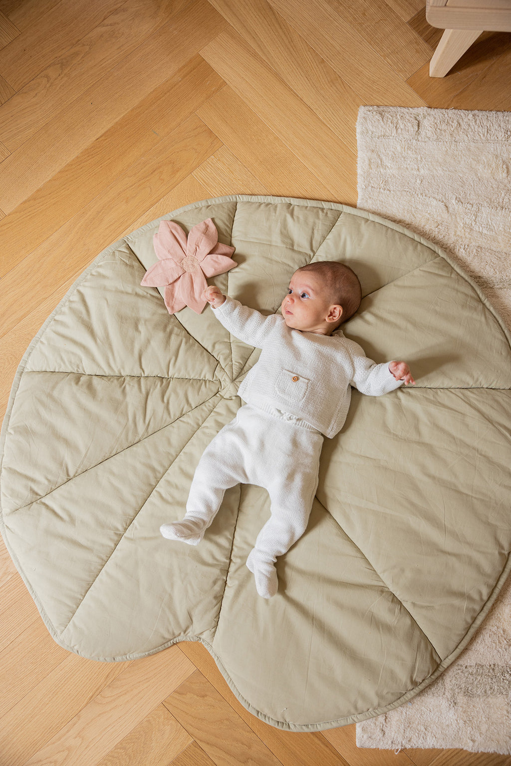 Play Mat Water Lily Olive 95 x 95 cm