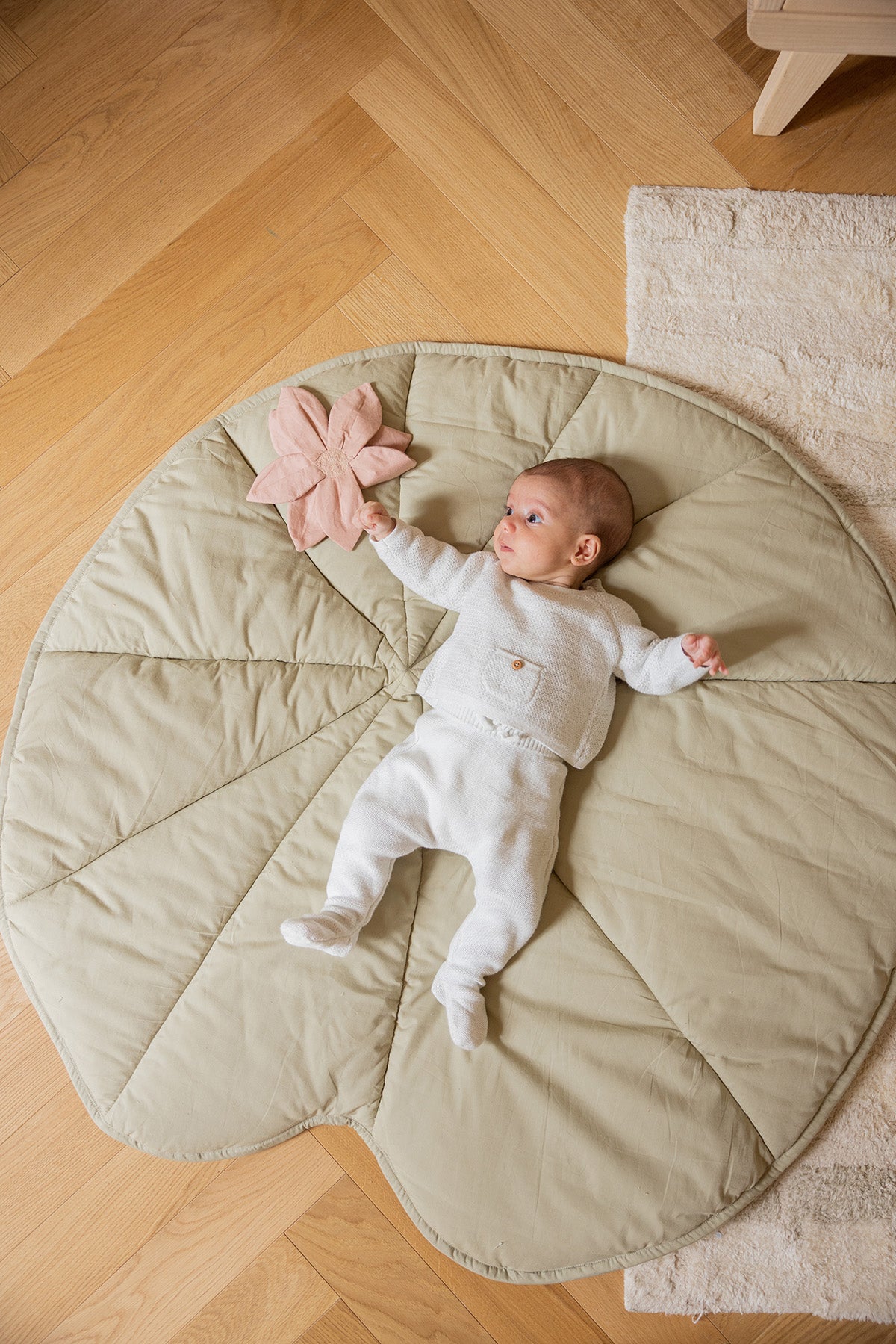 Play Mat Water Lily Olive 95 x 95 cm