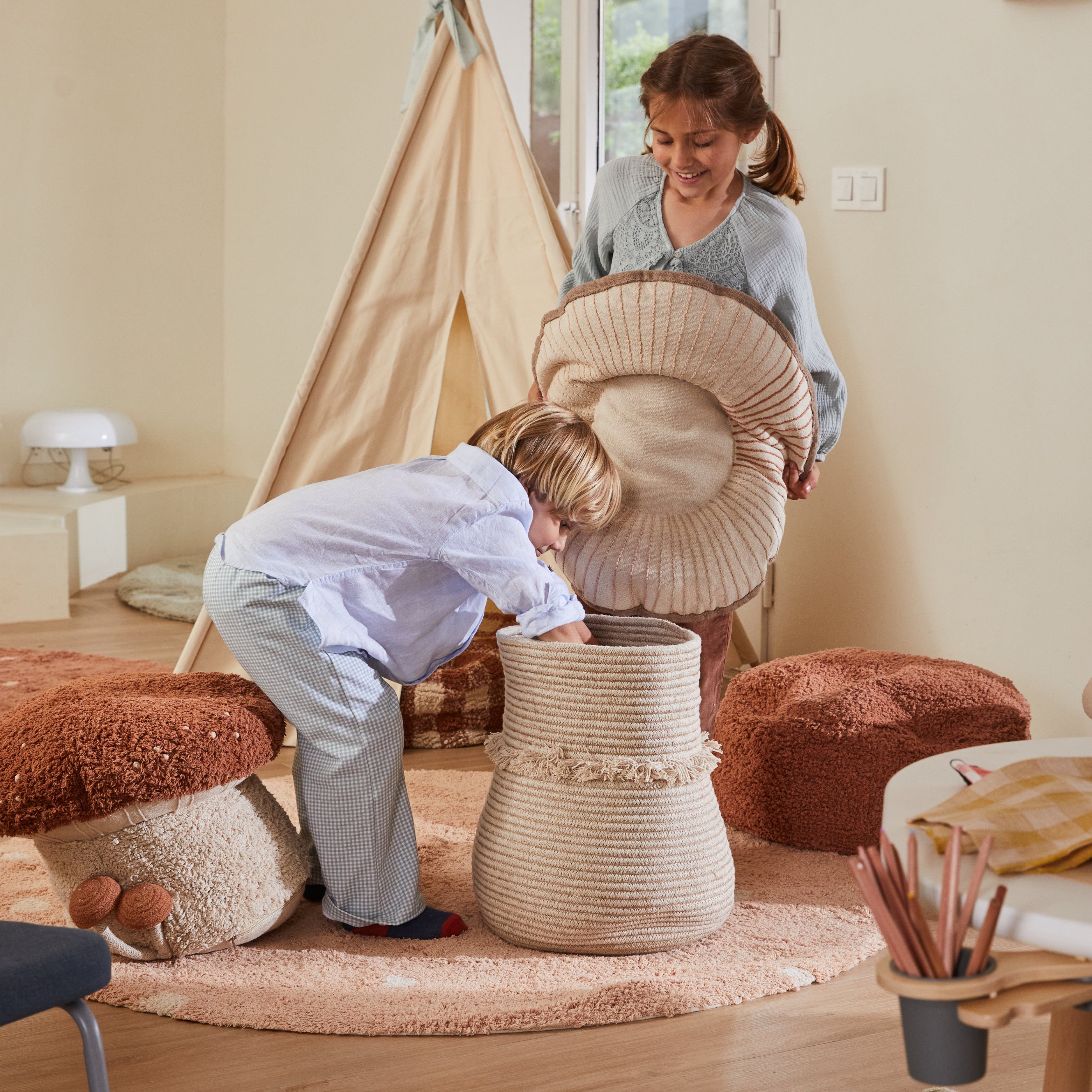 Cesto Giant Mushroom Cesta: 45 x Ø 40 cm Almofada: Ø 60 cm