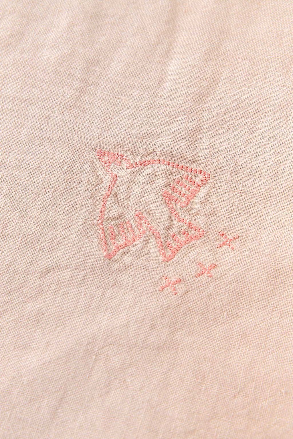 Manta de inverno bordada em linho francês Mauve pink 70 x 100 x 3 cm
