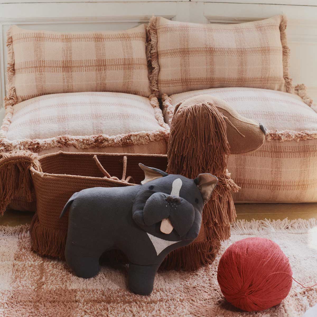 Puff tear Rose 40 x 40 x 20 cm