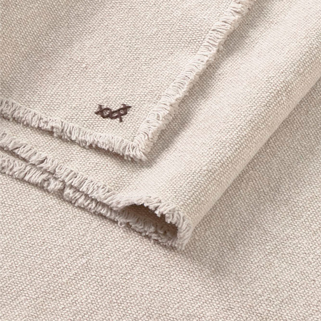 Caminho de mesa Lorena Canals Stonewashed – New grey - Novo cinza 50 x 160 cm