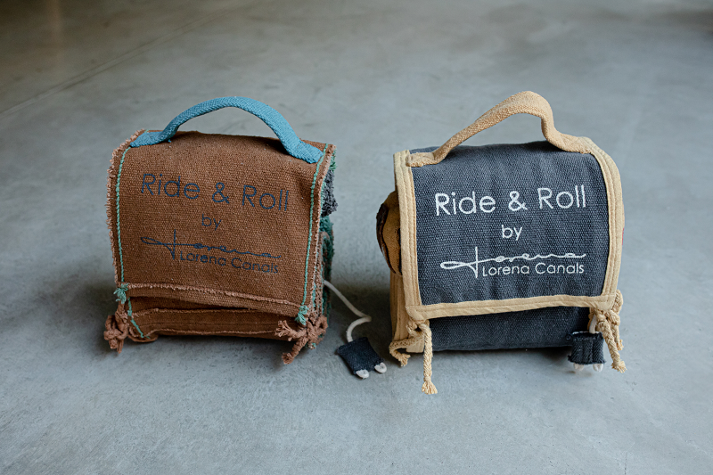Almofada Ride & Roll School Bus 10 x 24 x 16 cm faixa 20 x 400 cm